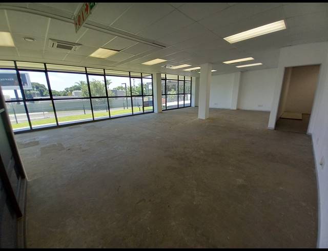 199M² OFFICE TO LET IN BRYANSTON
